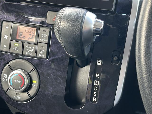 タントカスタムＲＳ　トップエディションＳＡIII　ナビ　ＥＴＣまごころ保証　１年間・走行距離無制限付き　純正ナビ　ＥＴＣ車載器　ドライブレコーダー　バックカメラ　両側電動スライドドア　ＬＥＤフォグランプ　ＬＥＤヘッドランプ　キーフリーシステム（東京都）の中古車