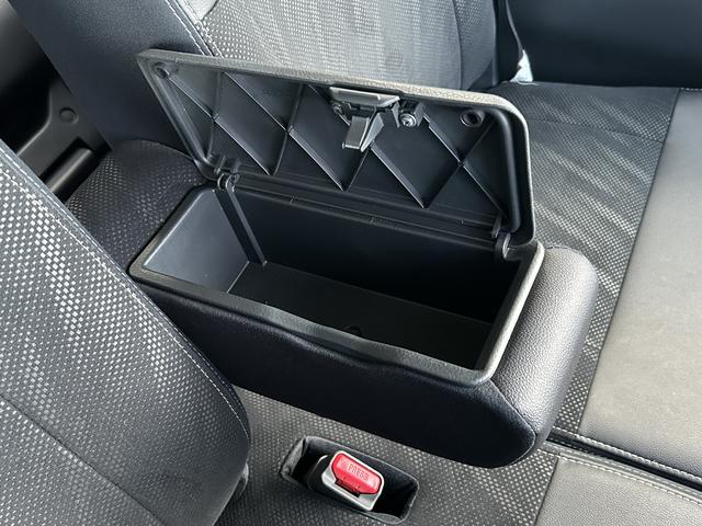 タントカスタムＲＳ　トップエディションＳＡIII　ナビ　ＥＴＣまごころ保証　１年間・走行距離無制限付き　純正ナビ　ＥＴＣ車載器　ドライブレコーダー　バックカメラ　両側電動スライドドア　ＬＥＤフォグランプ　ＬＥＤヘッドランプ　キーフリーシステム（東京都）の中古車