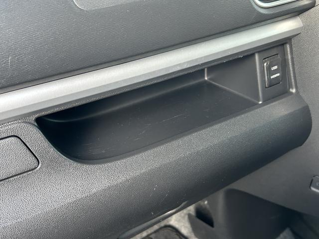 タントカスタムＲＳ　トップエディションＳＡIII　ナビ　ＥＴＣまごころ保証　１年間・走行距離無制限付き　純正ナビ　ＥＴＣ車載器　ドライブレコーダー　バックカメラ　両側電動スライドドア　ＬＥＤフォグランプ　ＬＥＤヘッドランプ　キーフリーシステム（東京都）の中古車