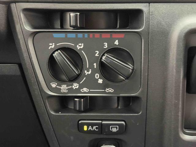 ハイゼットカーゴクルーズＳＡIII　４ＷＤ　ナビ　ＥＴＣ　ドラレコ保証　新車保証・まごころ保証　１年間・走行距離無制限付き　純正７インチナビ　ＥＴＣ車載器　ドライレコーダー　４ＷＤ　バックカメラ　リヤベンチシート　キーレスエントリー（東京都）の中古車