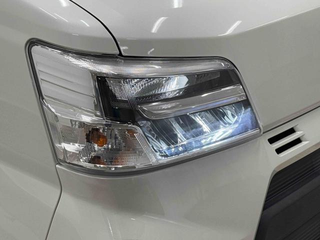 ハイゼットカーゴクルーズＳＡIII　４ＷＤ　ナビ　ＥＴＣ　ドラレコ保証　新車保証・まごころ保証　１年間・走行距離無制限付き　純正７インチナビ　ＥＴＣ車載器　ドライレコーダー　４ＷＤ　バックカメラ　リヤベンチシート　キーレスエントリー（東京都）の中古車