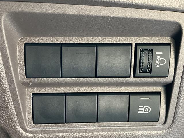 ヤリスＧ　ナビゲーション　バックカメラ　ＥＴＣ車載器保証　まごころ保証　１年間・走行距離無制限付き　ナビゲーション　ＥＴＣ車載器　ドライレコーダー　クルーズコントロール　ＬＥＤヘッドランプ　オートエアコン　オート格納ドアミラー（東京都）の中古車