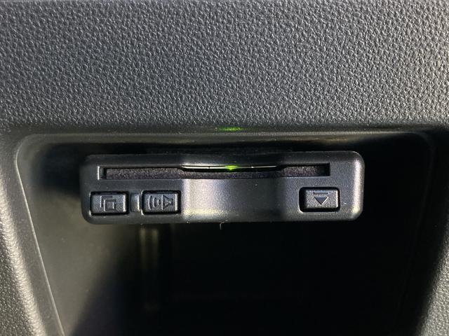 ムーヴキャンバスＸメイクアップリミテッドＳＡIII　純正ナビ　ＥＴＣ車載器保証　新車保証・まごころ保証　１年間・走行距離無制限付き　純正８インチナビ　ＥＴＣ車載器　ＨＤＭＩ接続ソケット　両側電動スライドドア　アイドリングストップ　オートエアコン　オート格納ドアミラー（東京都）の中古車