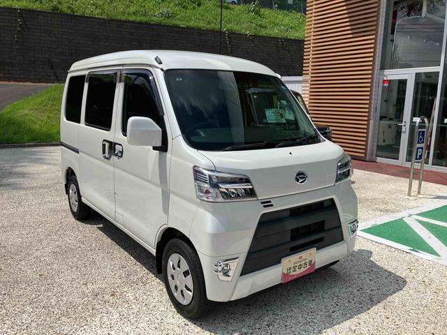 ハイゼットカーゴクルーズＳＡIII　４ＷＤ　純正ナビ　ＥＴＣ　ドラレコ保証　まごころ保証　１年間・走行距離無制限付き　４ＷＤ　純正７インチナビ　ＥＴＣ車載器　ドライブレコーダー　アイドリングストップ　リヤベンチシート　電動格納ドアミラー（東京都）の中古車