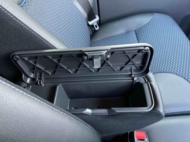 タントカスタムRS 届け出済み未使用車保証 新車保証・まごころ保証 1年間・走行距離無制限付き(東京都)の中古車