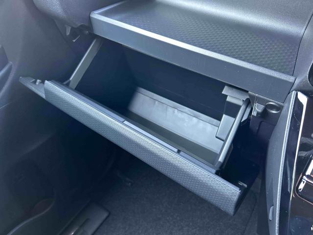 タントカスタムRS 届出済み未使用車 シートヒーター保証 新車保証・まごころ保証 1年間・走行距離無制限付き 前席シートヒーター 電動パーキングブレーキ キーフリーシステム コーナーセンサー 両側電動スライドドア シートバックテーブル(東京都)の中古車