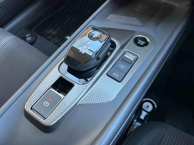 ノートX FOUR保証 新車保証・まごころ保証 1年間・走行距離無制限付き(東京都)の中古車