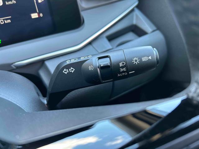 ノートX FOUR保証 新車保証・まごころ保証 1年間・走行距離無制限付き(東京都)の中古車