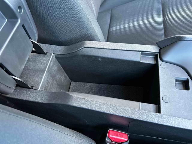 ノートX FOUR保証 新車保証・まごころ保証 1年間・走行距離無制限付き(東京都)の中古車