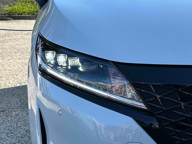 ノートX FOUR保証 新車保証・まごころ保証 1年間・走行距離無制限付き(東京都)の中古車