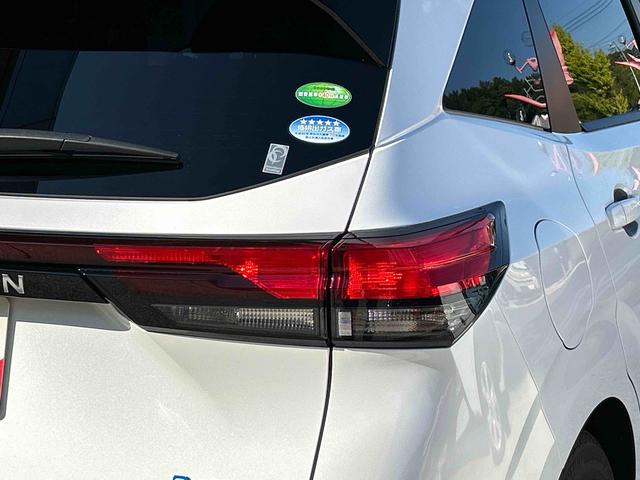 ノートX FOUR保証 新車保証・まごころ保証 1年間・走行距離無制限付き(東京都)の中古車