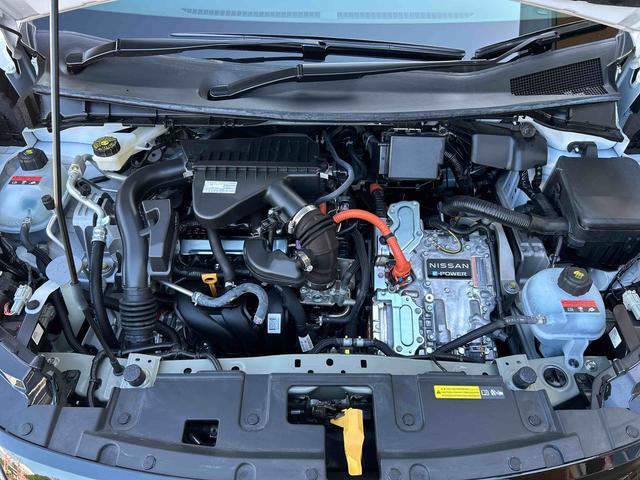 ノートX FOUR保証 新車保証・まごころ保証 1年間・走行距離無制限付き(東京都)の中古車