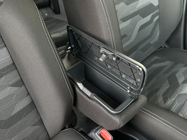 タフトＧターボ　クロムベンチャー　届け出済み未使用車保証　新車保証・まごころ保証　１年間・走行距離無制限付き（東京都）の中古車