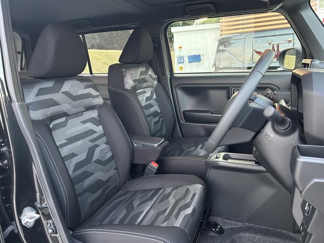 タフトＧターボ　クロムベンチャー　届け出済み未使用車保証　新車保証・まごころ保証　１年間・走行距離無制限付き（東京都）の中古車