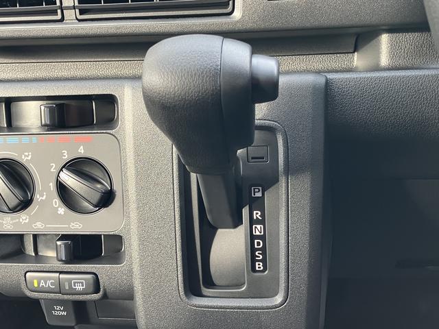 ハイゼットカーゴＤＸ　届出済み未使用車保証　新車保証・まごころ保証　１年間・走行距離無制限付き（東京都）の中古車