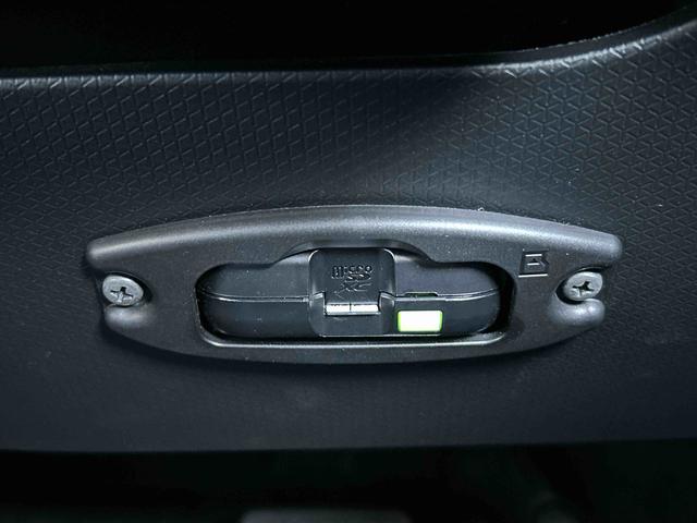 タントカスタムＲＳ　７インチフルセグメモリーナビ　ＦＲドラレコＥＴＣ　スマートアシスト　エコアイドル　バックカメラ　両側電動スライドドア（東京都）の中古車