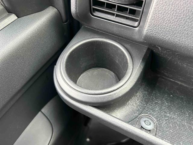 ハイゼットカーゴデラックス　ＥＴＣ車載器　リヤベンチシート保証　まごころ保証　１年間・走行距離無制限付き　リヤベンチシート　前席パワーウインドウ　キーレスエントリー　ＥＴＣ車載器　リヤソナーセンサー　ＡＭ／ＦＭラジオ　エアコン（東京都）の中古車