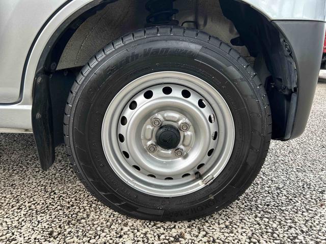 ハイゼットカーゴデラックス　ＥＴＣ車載器　リヤベンチシート保証　まごころ保証　１年間・走行距離無制限付き　リヤベンチシート　前席パワーウインドウ　キーレスエントリー　ＥＴＣ車載器　リヤソナーセンサー　ＡＭ／ＦＭラジオ　エアコン（東京都）の中古車