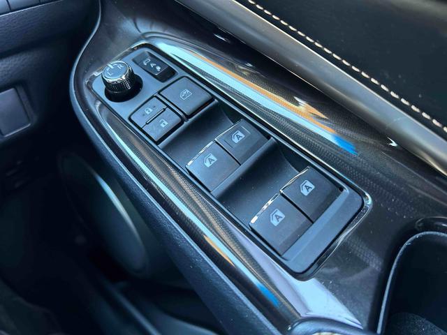 ハリアーハイブリッドエレガンス　ナビゲーション　ＥＴＣ　ドライブレコーダー保証　まごころ保証　１年間・走行距離無制限付き　ナビゲーション　ＥＴＣ車載器　ドライブレコーダー　バックカメラ　電動パーキングブレーキ　クルーズコントロール　キーフリーシステム（東京都）の中古車