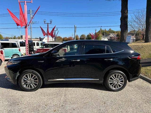 ハリアーハイブリッドエレガンス　ナビゲーション　ＥＴＣ　ドライブレコーダー保証　まごころ保証　１年間・走行距離無制限付き　ナビゲーション　ＥＴＣ車載器　ドライブレコーダー　バックカメラ　電動パーキングブレーキ　クルーズコントロール　キーフリーシステム（東京都）の中古車