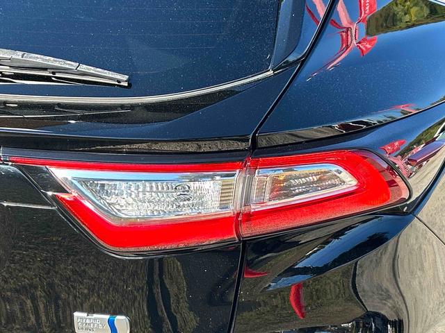 ハリアーハイブリッドエレガンス　ナビゲーション　ＥＴＣ　ドライブレコーダー保証　まごころ保証　１年間・走行距離無制限付き　ナビゲーション　ＥＴＣ車載器　ドライブレコーダー　バックカメラ　電動パーキングブレーキ　クルーズコントロール　キーフリーシステム（東京都）の中古車