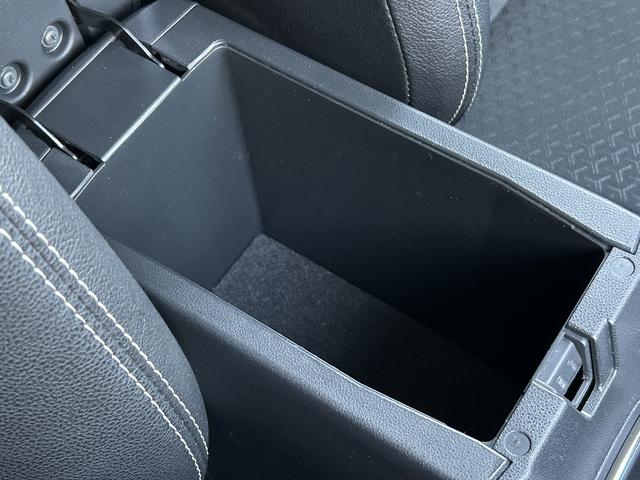 ロッキープレミアムG HEV保証 新車保証・まごころ保証 1年間・走行距離無制限付き(東京都)の中古車