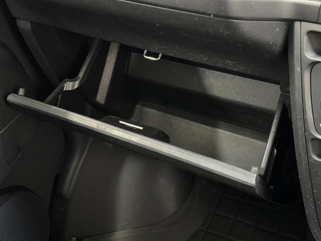 ハイゼットカーゴスローパー　福祉車両　ＡＭ／ＦＭラジオ　キーレス保証　新車保証・まごころ保証　１年間・走行距離無制限付き　ＡＭ／ＦＭラジオ　キーレスエントリー　パワーウインドウ　電動格納ドアミラー　マニュアルエアコン　アイドリングストップ（東京都）の中古車