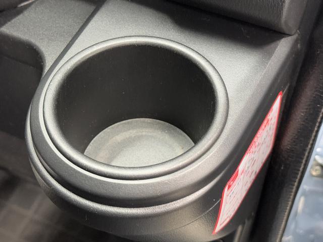 ハイゼットカーゴスローパー　福祉車両　ＡＭ／ＦＭラジオ　キーレス保証　新車保証・まごころ保証　１年間・走行距離無制限付き　ＡＭ／ＦＭラジオ　キーレスエントリー　パワーウインドウ　電動格納ドアミラー　マニュアルエアコン　アイドリングストップ（東京都）の中古車