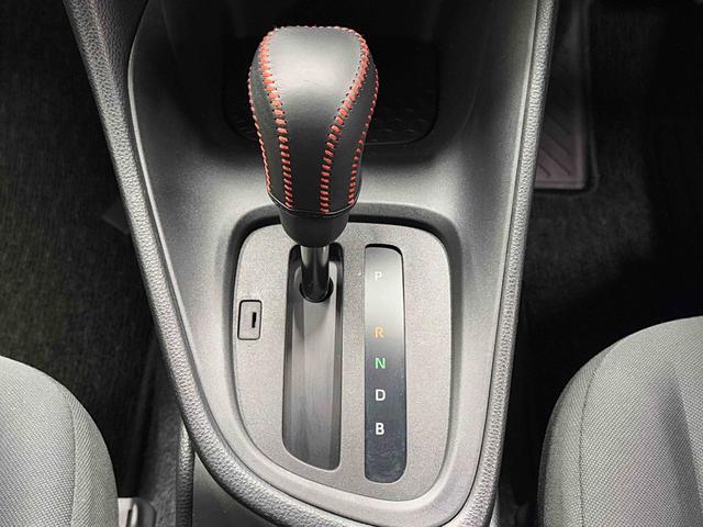 ヤリスＸ　ナビ　ＥＴＣ　ドライブレコーダー　バックカメラ保証　まごころ保証　１年間・走行距離無制限付き　ナビゲーション　ＥＴＣ車載器　ドライブレコーダー　バックカメラ　ＬＥＤヘッドランプ　キーフリーシステム　オートハイビーム（東京都）の中古車