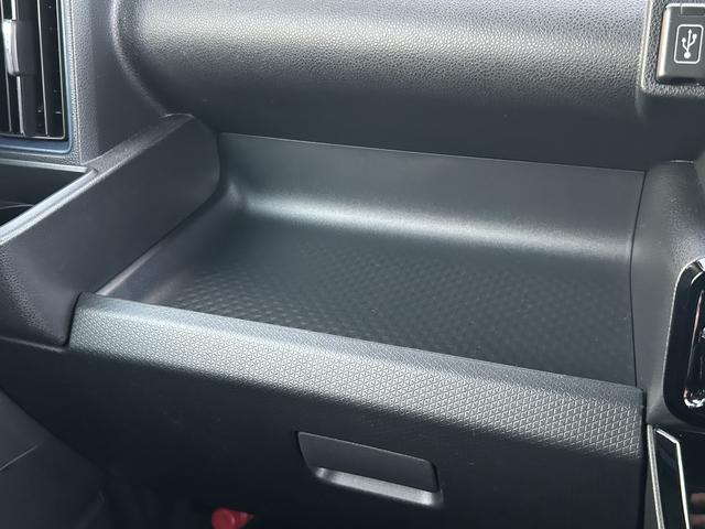 タントカスタムＲＳ保証　新車保証・まごころ保証　１年間・走行距離無制限付き（東京都）の中古車