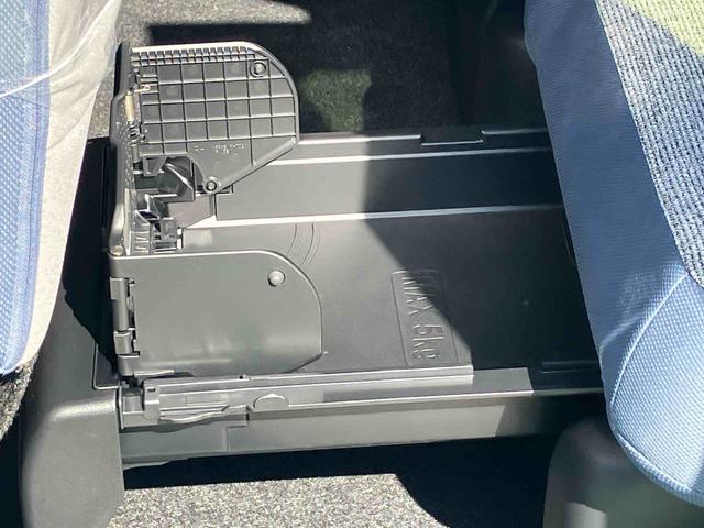 ムーヴキャンバスストライプスＧターボ　届出済み未使用車　クルーズコントロール保証　新車保証・まごころ保証　１年間・走行距離無制限付き　アダプティブクルーズコントロール　キーフリーシステム　ＬＥＤヘッドランプ　コーナーセンサー　アイドリングストップ　両側電動スライドドア（東京都）の中古車