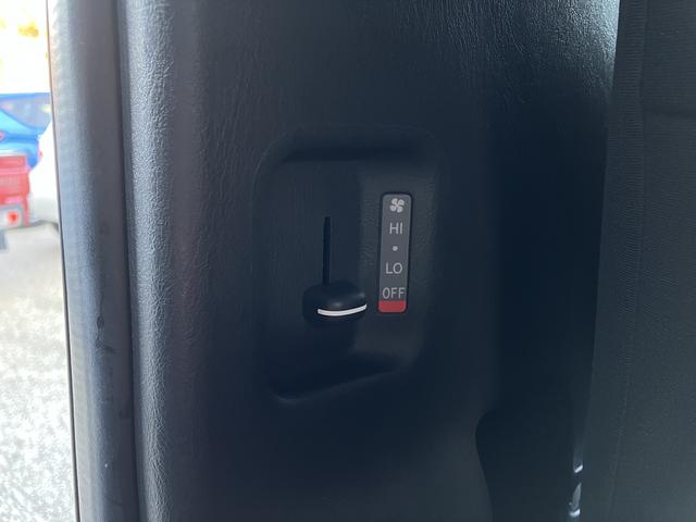 レジアスエースバンロングスーパーＧＬ保証　まごころ保証　１年間・走行距離無制限付き（東京都）の中古車