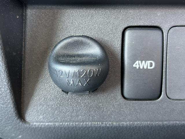 ハイゼットトラックスタンダード 4WD エアコン保証 まごころ保証 1年間・走行距離無制限付き 4WD車 マニュアルエアコン AM/FMラジオ スペアタイヤ 12vアクセサリーソケット(東京都)の中古車