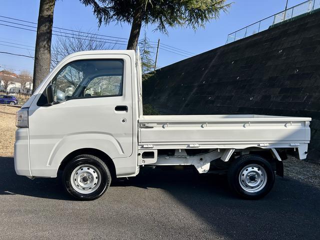 ハイゼットトラックスタンダード 4WD エアコン保証 まごころ保証 1年間・走行距離無制限付き 4WD車 マニュアルエアコン AM/FMラジオ スペアタイヤ 12vアクセサリーソケット(東京都)の中古車