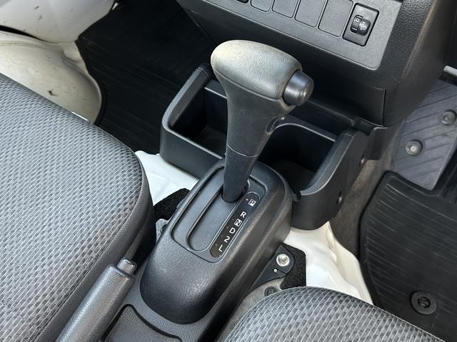 ハイゼットトラックスタンダード 4WD エアコン保証 まごころ保証 1年間・走行距離無制限付き 4WD車 マニュアルエアコン AM/FMラジオ スペアタイヤ 12vアクセサリーソケット(東京都)の中古車