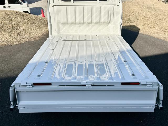 ハイゼットトラックスタンダード 4WD エアコン保証 まごころ保証 1年間・走行距離無制限付き 4WD車 マニュアルエアコン AM/FMラジオ スペアタイヤ 12vアクセサリーソケット(東京都)の中古車