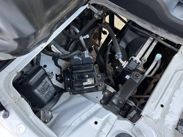 ハイゼットトラックスタンダード 4WD エアコン保証 まごころ保証 1年間・走行距離無制限付き 4WD車 マニュアルエアコン AM/FMラジオ スペアタイヤ 12vアクセサリーソケット(東京都)の中古車