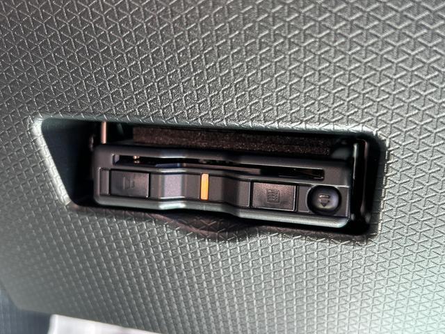 タントカスタムRS 純正7インチナビ バックカメラ ETC車載器保証 新車保証・まごころ保証 1年間・走行距離無制限付き 純正7インチナビ バックカメラ ETC車載器 LEDヘッドランプ 両側電動スライドドア キーフリーシステム 前席シートヒーター(東京都)の中古車