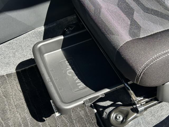 タフトGターボ クロムベンチャー LEDヘッドランプ キーフリー保証 新車保証・まごころ保証 1年間・走行距離無制限付き LEDヘッドランプ キーフリーシステム アダプティブクルーズコントロール オートライト オートエアコン 前席シートヒーター(東京都)の中古車