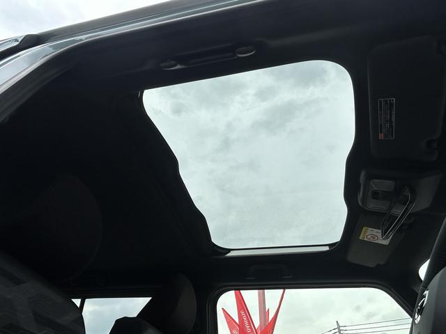 タフトGターボ ダーククロムベンチャー届け出済み未使用車保証 新車保証・まごころ保証 1年間・走行距離無制限付き・オーディオレス車・アダプティブクルーズコントロール付き・パノラマカメラ装備(東京都)の中古車