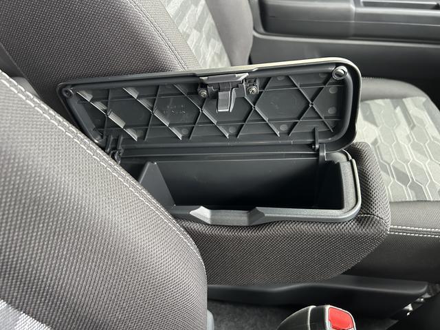 タフトＧターボ　ダーククロムベンチャー保証　新車保証・まごころ保証　１年間・走行距離無制限付き・９インチディスプレイオーディオ装備・バックカメラ・ＬＥＤヘッドライト装備（東京都）の中古車