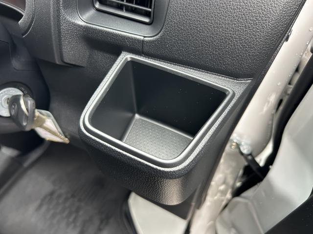 ハイゼットカーゴＤＸ保証　新車保証・まごころ保証　１年間・走行距離無制限付き・オーディオレス車・両ドアスライド・スマートアシスト装備・ＥＴＣ装備（東京都）の中古車