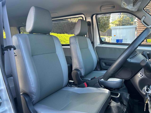 グランマックスカーゴＧＬ保証　新車保証・まごころ保証　　１年間・走行距離無制限付き・オーディオレス車・両ドアスライドドア・スマートアシスト装備（東京都）の中古車