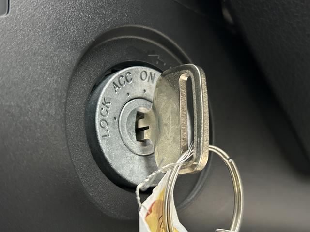 ハイゼットトラックスタンダード　農用スペシャル　ＡＭ／ＦＭラジオ装備保証　新車保証・まごころ保証　１年間・走行距離無制限付き・ＡＭ／ＦＭラジオ装備・スマートアシスト装備・農用スペシャル４ＷＤ（東京都）の中古車