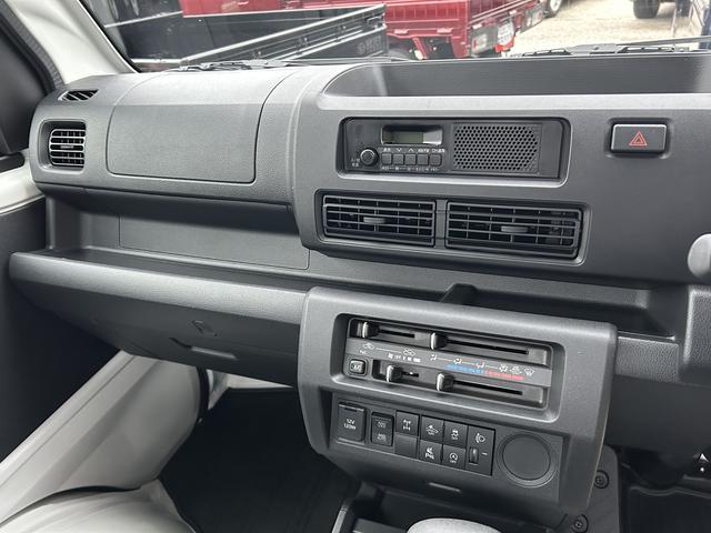 ハイゼットトラックスタンダード　農用スペシャル　ＡＭ／ＦＭラジオ装備保証　新車保証・まごころ保証　１年間・走行距離無制限付き・ＡＭ／ＦＭラジオ装備・スマートアシスト装備・農用スペシャル４ＷＤ（東京都）の中古車