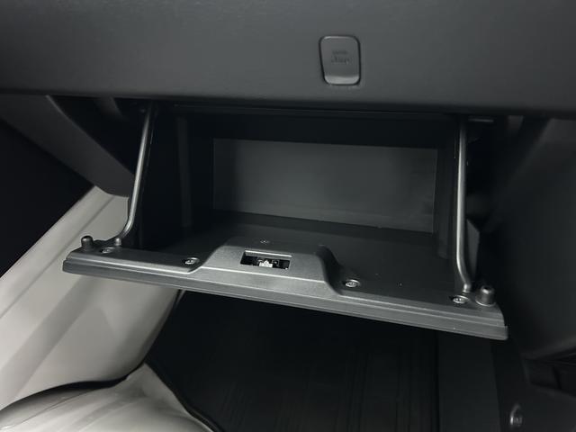 ハイゼットトラックスタンダード　農用スペシャル　ＡＭ／ＦＭラジオ装備保証　新車保証・まごころ保証　１年間・走行距離無制限付き・ＡＭ／ＦＭラジオ装備・スマートアシスト装備・農用スペシャル４ＷＤ（東京都）の中古車