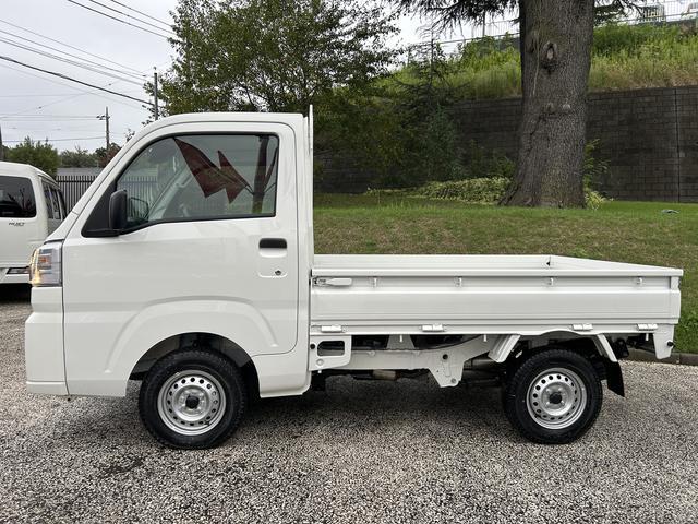 ハイゼットトラックスタンダード　農用スペシャル　ＡＭ／ＦＭラジオ装備保証　新車保証・まごころ保証　１年間・走行距離無制限付き・ＡＭ／ＦＭラジオ装備・スマートアシスト装備・農用スペシャル４ＷＤ（東京都）の中古車
