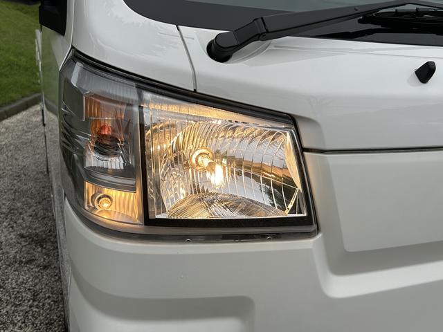 ハイゼットトラックスタンダード　農用スペシャル　ＡＭ／ＦＭラジオ装備保証　新車保証・まごころ保証　１年間・走行距離無制限付き・ＡＭ／ＦＭラジオ装備・スマートアシスト装備・農用スペシャル４ＷＤ（東京都）の中古車