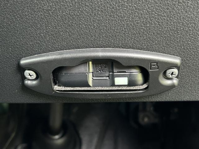 ハイゼットカーゴＲＳ　スローパー　７インチナビ・バックカメラ・ドラレコ・装備保証　新車保証・まごころ保証　１年間・走行距離無制限付き・７インチナビ・バックカメラ・ドラレコ装備（東京都）の中古車