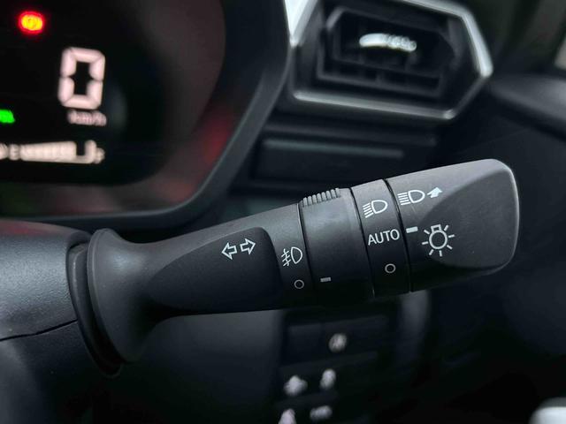 ロッキープレミアムG HEV 9インチディスプレイオーディオ装備保証 新車保証・まごころ保証 1年間・走行距離無制限付き・9インチディスプレイオーディオ装備・LEDヘッドライト装備・シートヒーター装備(東京都)の中古車